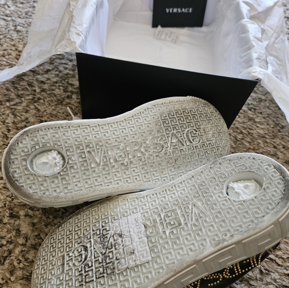 VERSACE toddler Leather sneakers with Gold Studs-worn once-s30EU - Picture 7 of 7